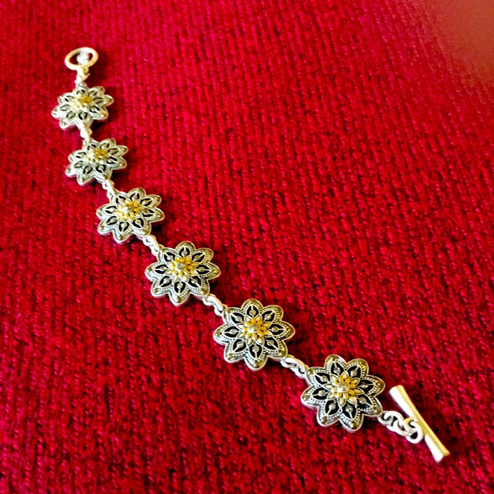 Lucky Brand toggle bracelet